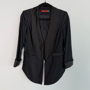 Alice + Olivia Black Tuxedo Blazer Leather Details Satin Collar